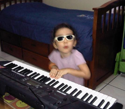 Niña Teclado